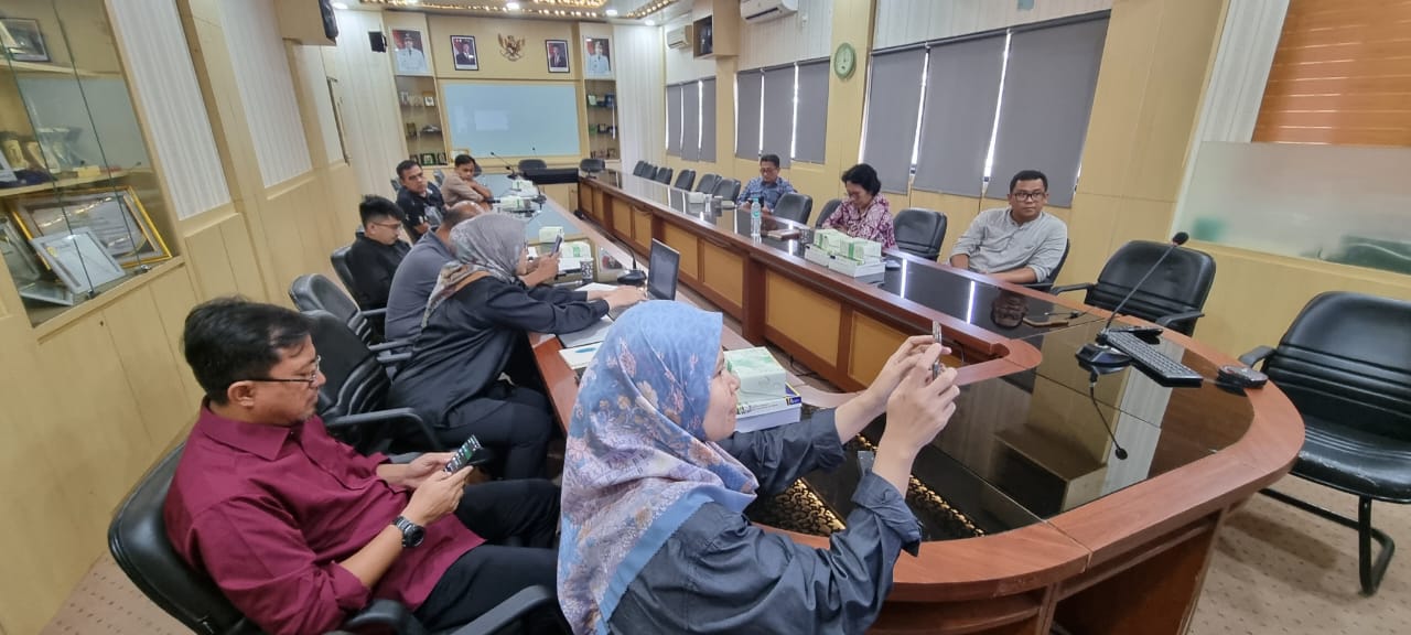 RAPAT DESK KONSULTASI REGIONAL KEMENTERIAN PEKERJAAN UMUM TAHUN 2025, jumat (16/5/2025)